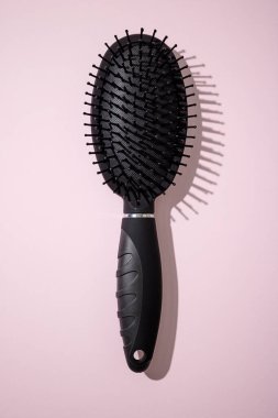 Saç fırçasının stüdyo fotoğrafı.