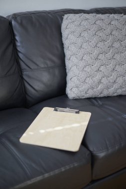 Bir video panosunun stüdyo fotoğrafı.