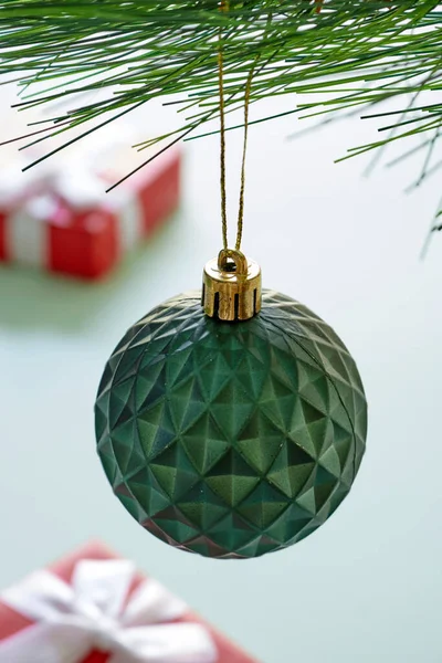 Una Foto Estudio Una Chuchería Navidad — Foto de Stock