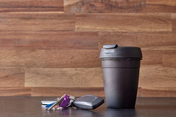 Una Foto Estudio Una Taza Café Para Llevar Reutilizable — Foto de Stock