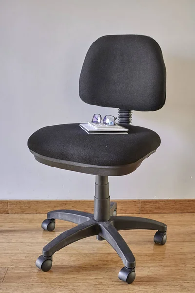 Studio Photo Black Office Chair — Stock Photo, Image