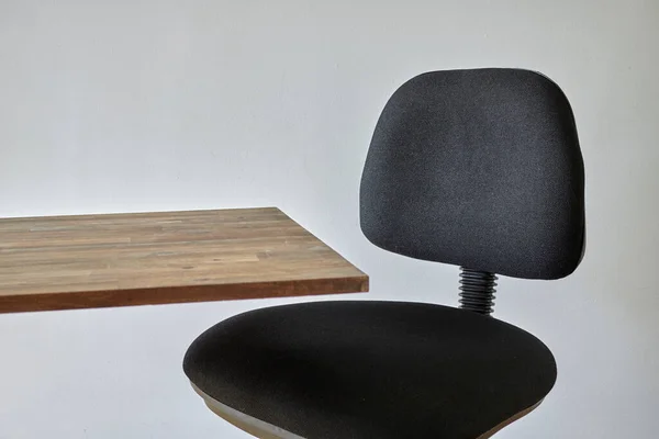 Siyah Bir Ofis Sandalyesinin Stüdyo Fotoğrafı — Stok fotoğraf