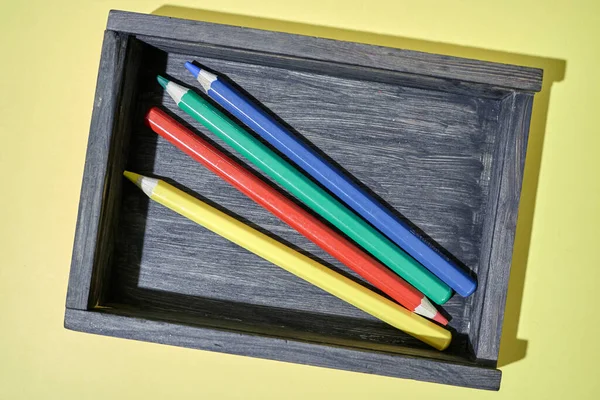 Una Foto Studio Una Scatola Legno Nera — Foto Stock