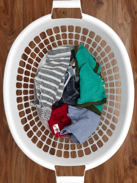 洗衣篮 — 图库照片