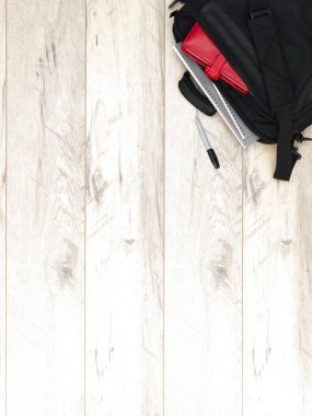 Dizüstü bilgisayar omuz çantası