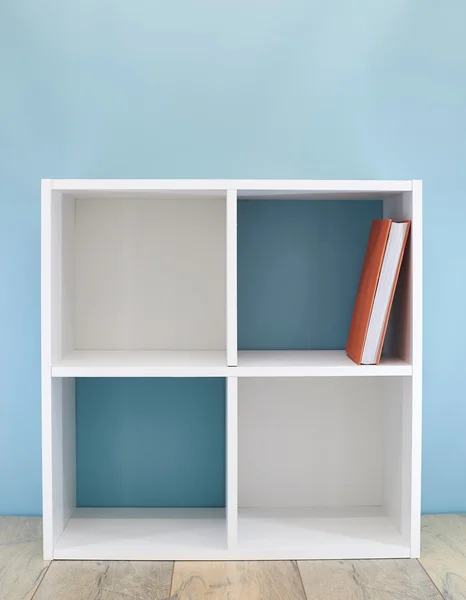 Simple White Book Case — Stock Photo, Image