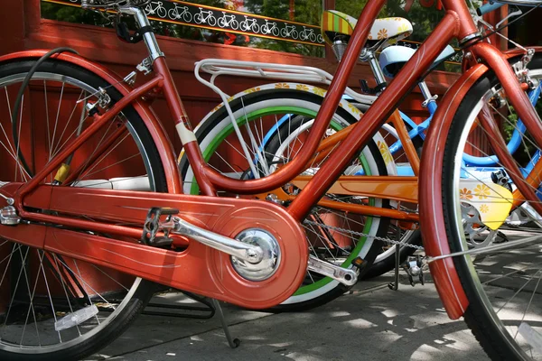 Fila di biciclette — Foto Stock