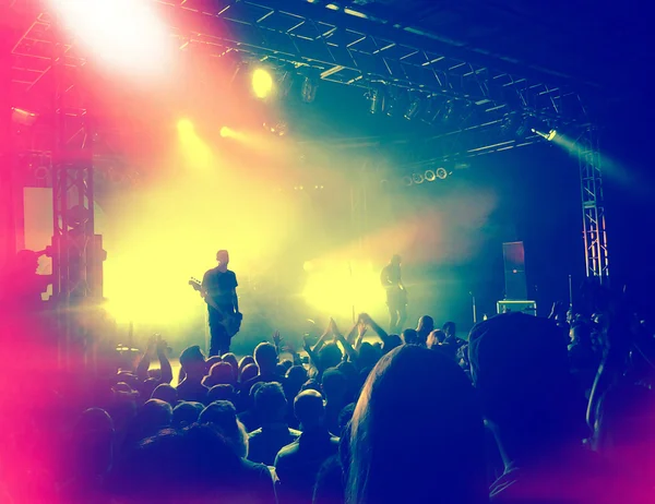 Menschenmenge bei Konzert — Stockfoto