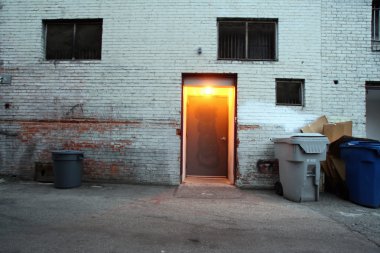 Bin eski tuğla duvara reddetme