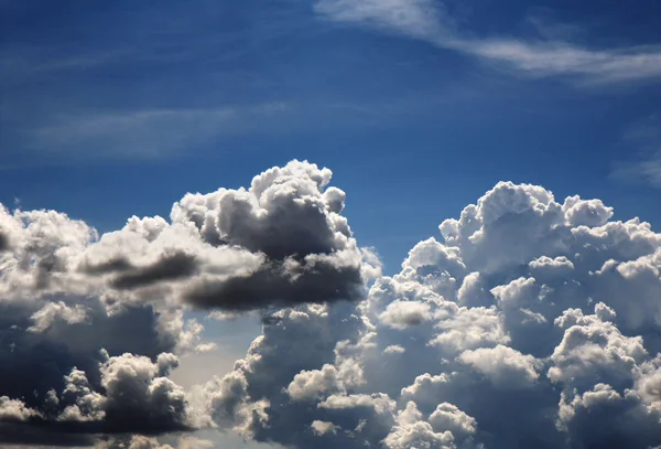 Nubes y cielo — Foto de Stock