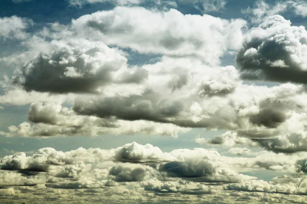 Nubes y cielo — Foto de Stock