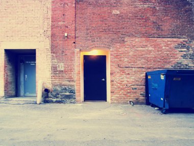 Bina dış Çöp konteyner ile