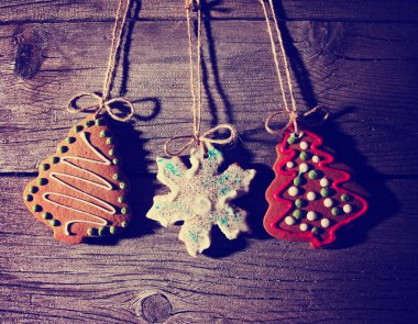 Zencefilli kurabiye ahşap arka plan üzerinde