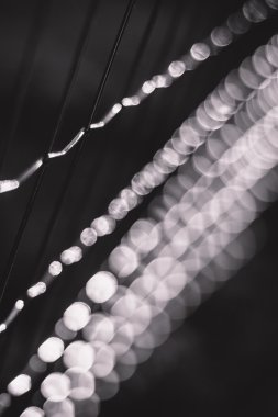 Bir çit üzerinde soyut siyah beyaz bokeh