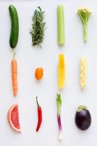 Produtos biológicos frescos frutas e produtos hortícolas — Fotografia de Stock