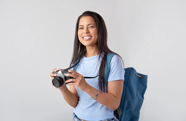 Vrouw met fotocamera — Stockfoto