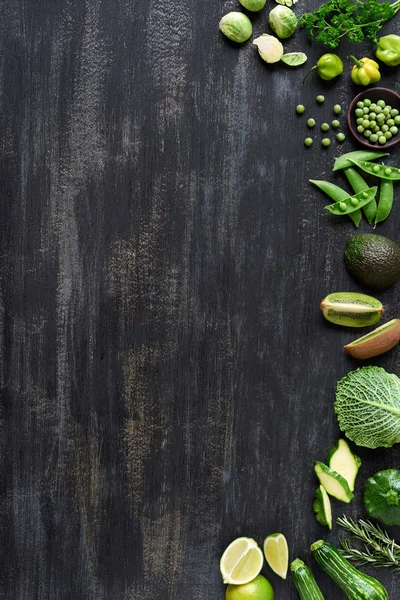 Produtos hortícolas e frutas verdes em bruto — Fotografia de Stock