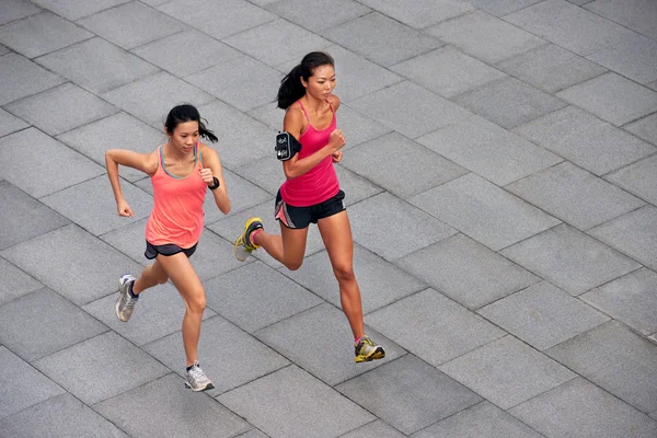 Fitness donne in esecuzione — Foto Stock