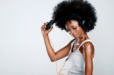 Afrikalı kadın dans