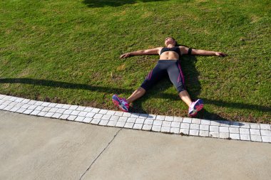 Egzersiz çalıştırdıktan sonra yorgun runner