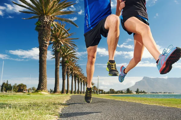 Pareja corriendo para el maratón de fitness —  Fotos de Stock