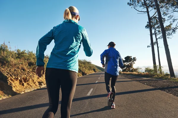 Treinamento de casal para maratona — Fotografia de Stock