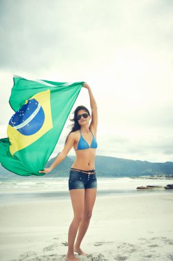 kadın Brasil bayrak ile