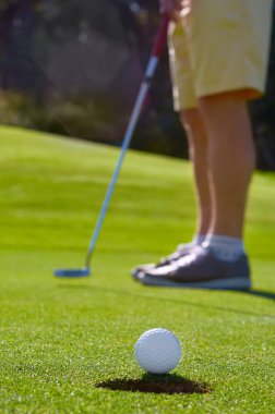 Golf putt yeşil