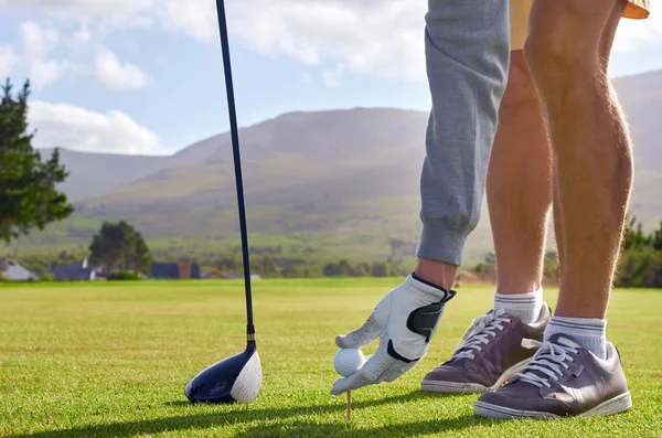 Colocando homem de golfe — Fotografia de Stock