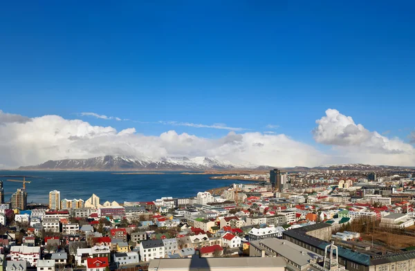 Islands huvudstad Reykjavik — Stockfoto