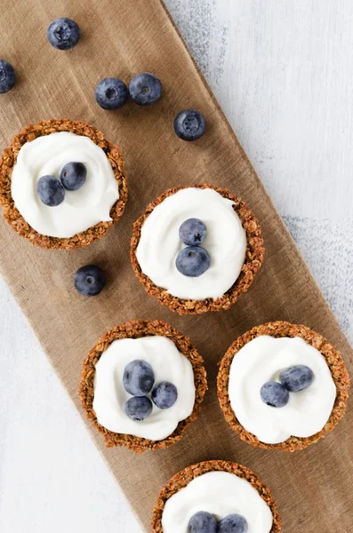 Healthy tart with blueberry — Stock Photo, Image