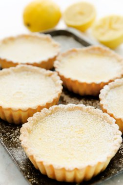 lezzetli limon tart