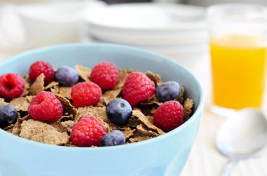 taze sağlıklı bir kahvaltı