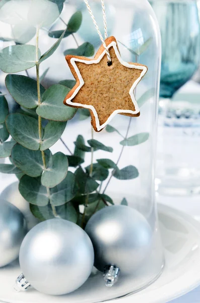 Simple christmas decoration for dinner table centerpiece — Stock Photo, Image