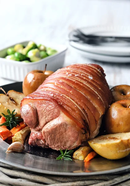 Pork roast served with baked apples — Stock Photo, Image