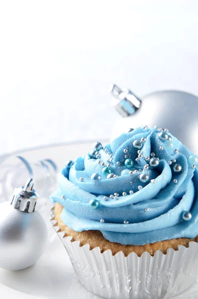 Blue cupcake with copy space — Stock Photo, Image