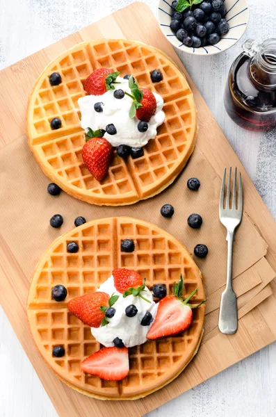 Fresh golden waffles — Stock Photo, Image