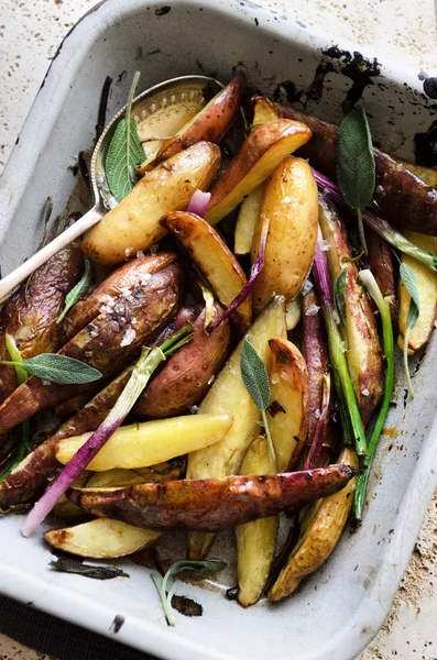 Deliciosas batatas assadas saudáveis — Fotografia de Stock