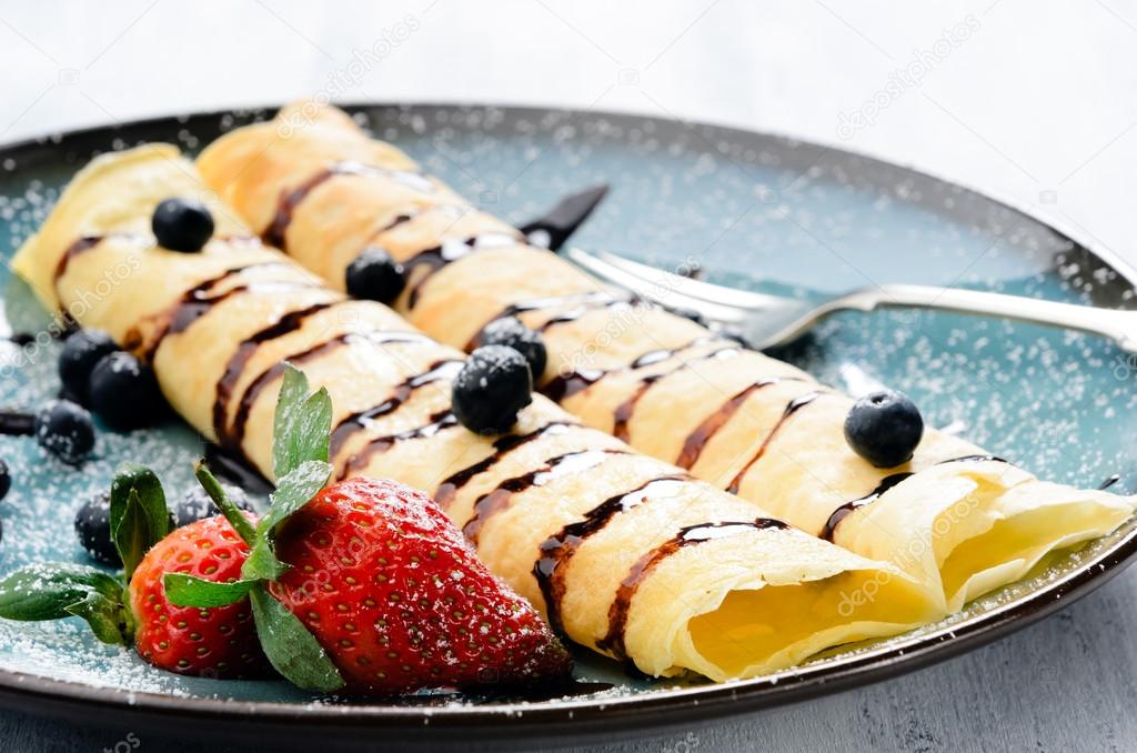 Sweet rolled pancakes