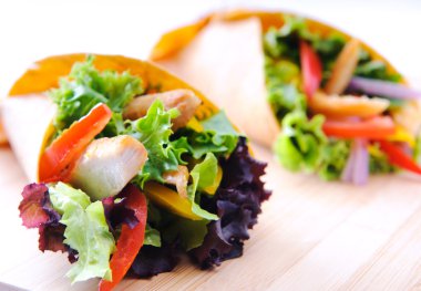 Duo tavuk dürüm tamamladı