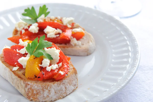 Geroosterde paprika canapé — Stockfoto