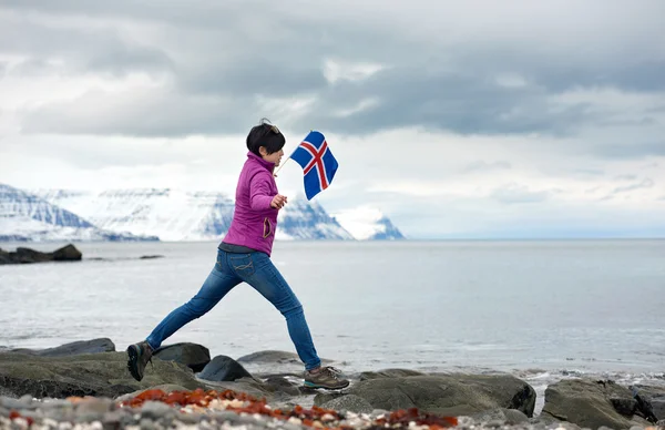 Iceland único viajante — Fotografia de Stock