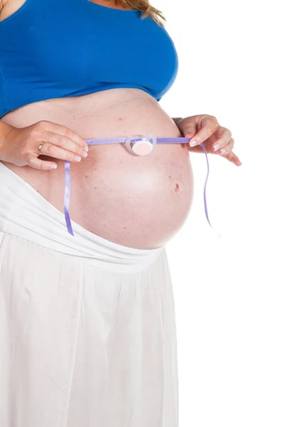 Wanita pirang hamil. — Stok Foto