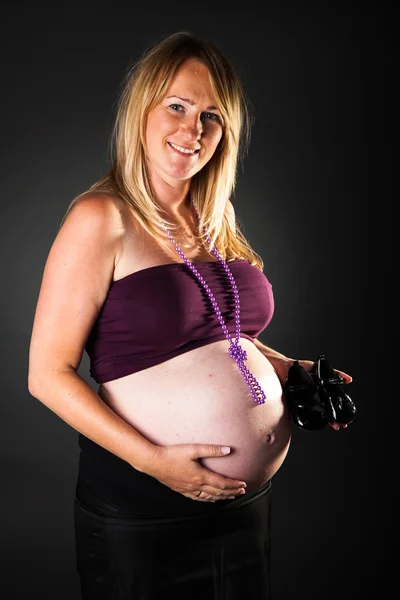 Pregnant blond woman — Stock Photo, Image