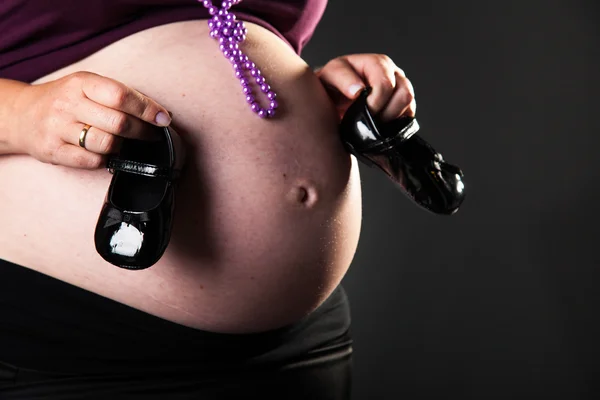 Pregnant blond woman — Stock Photo, Image