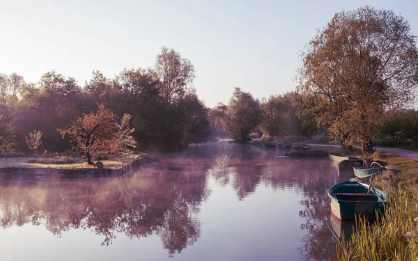 Fluss Morgengrauen Den Sümpfen Von Bourges Centre Val Loire Frankreich — Stockfoto