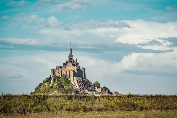 Mont Saint Michel Και Αβαείο Του Βρίσκονται Στη Νορμανδία Γαλλία — Φωτογραφία Αρχείου