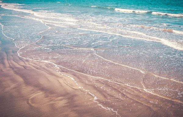 Ondas Lavagem Terra Areia Lavada Out Visto Cima Bretanha — Fotografia de Stock