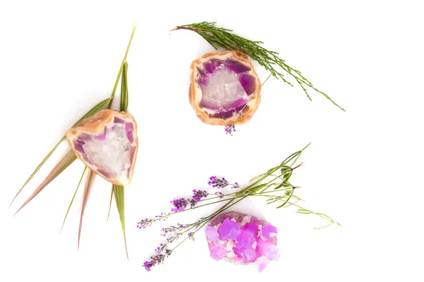 Purple amethyst soap rocks with lavender — Stock Photo, Image