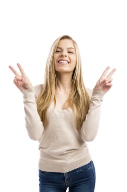 Mutlu kadın el zafer işareti,